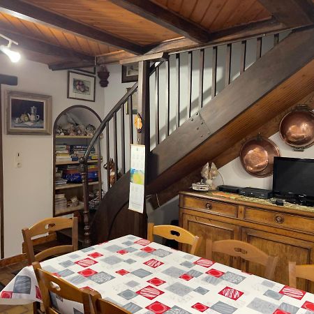 Gite Paisible A La Roche Cercles Dış mekan fotoğraf